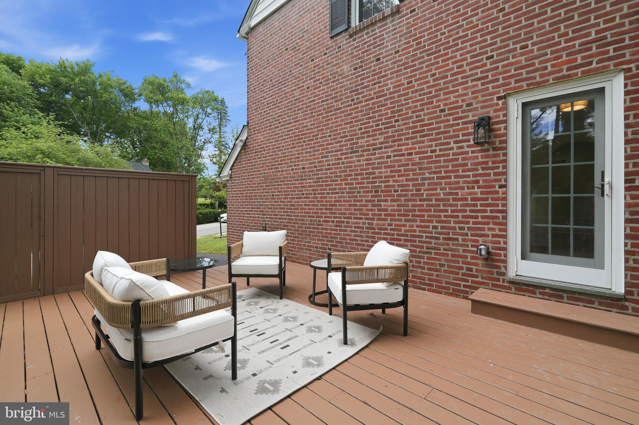 800 Pleasant Hill Road Wallingford, PA 19086 - Photo 17 of 34 a outdoor living space with furniture