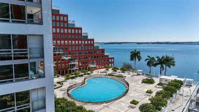 a view of ocean and city view