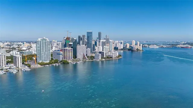 $4,500 | 1541 Brickell Avenue, Unit C406, Miami, FL 33129