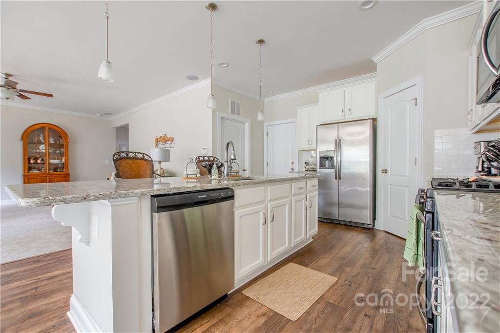 4665 Rinaldo Road York, SC 29745 - Photo 8 of 22 Gallery Image 8