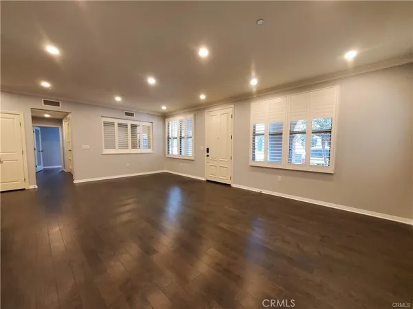$3,500 | 76 Mayfair, Irvine, CA 92620