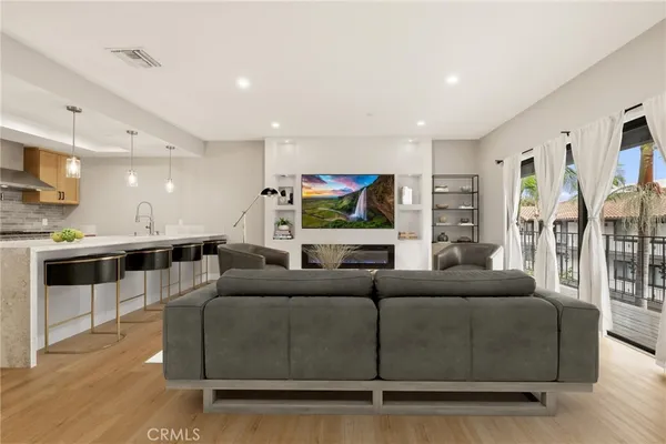 $739,000 | 17200 Newhope Street, Unit 334, Fountain Valley, CA 92708