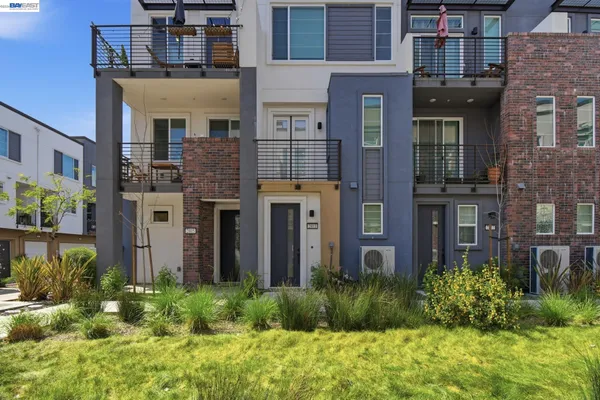 $820,000 | 2811 Cathwood Lane, Alameda, CA 94501