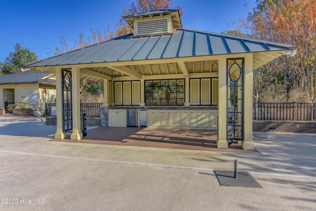 $539,500 | 644 Village Park Drive, Unit 207, Wilmington, NC 28405