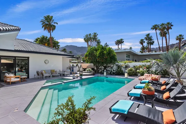 $18,000 | 49155 Avenida Fernando, La Quinta, CA 92253