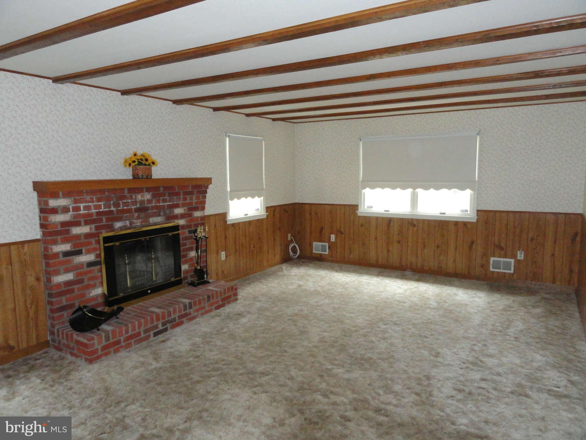 6432 Lochridge Road Columbia, MD 21044 - Photo 7 of 26 Family Room