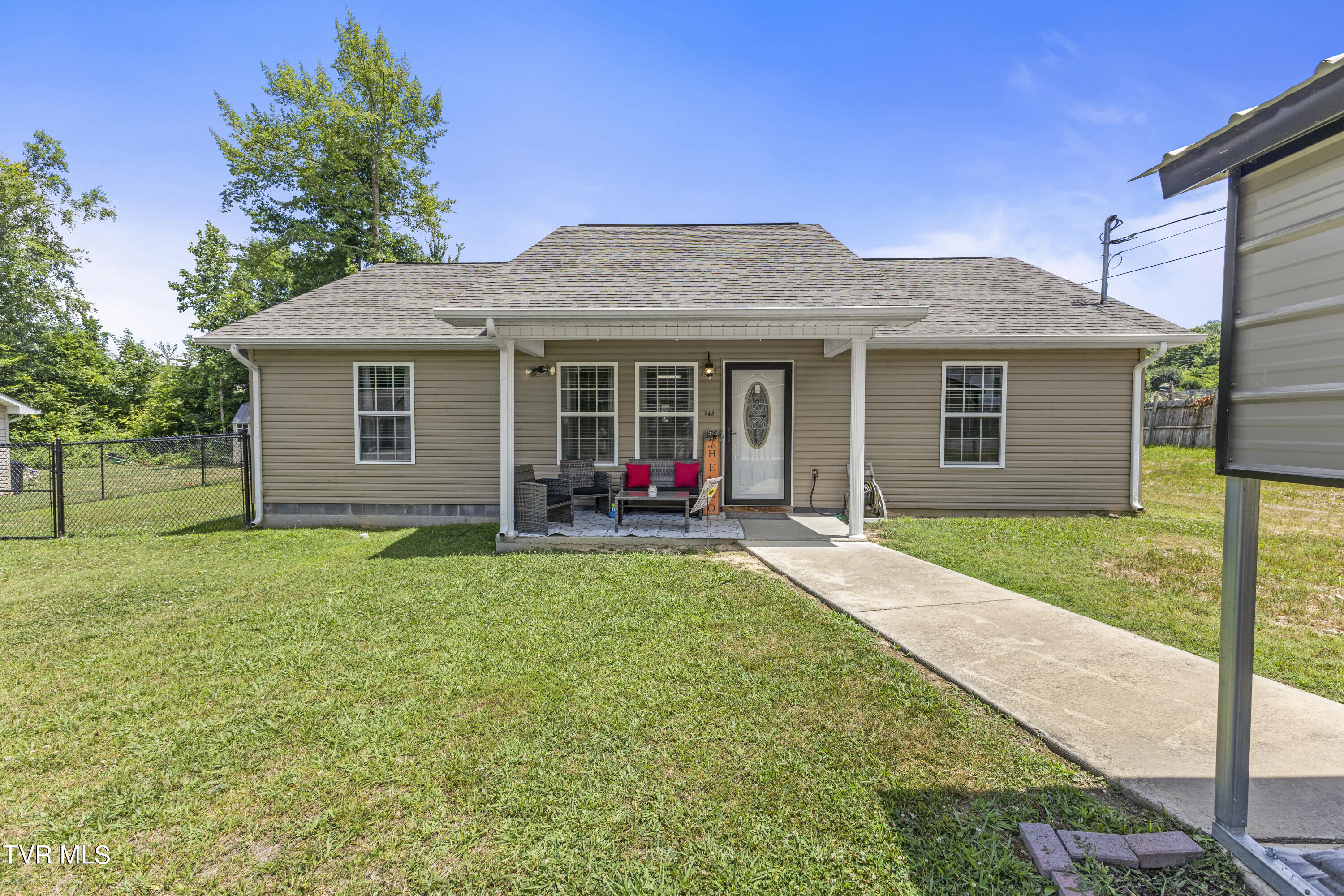 543 Shellbark Road Newport, TN 37821 - Photo 1 of 33 128A6099