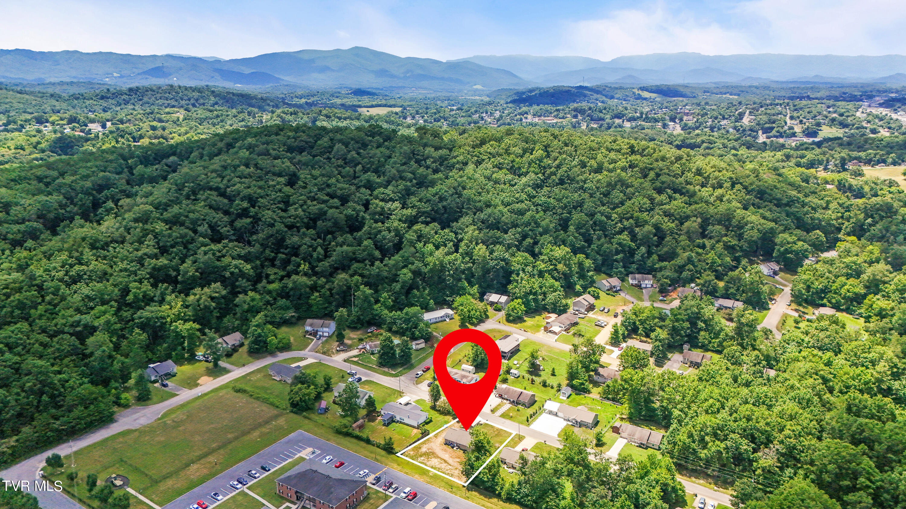 543 Shellbark Road Newport, TN 37821 - Photo 21 of 33 DJI_20240701130158_0479_D