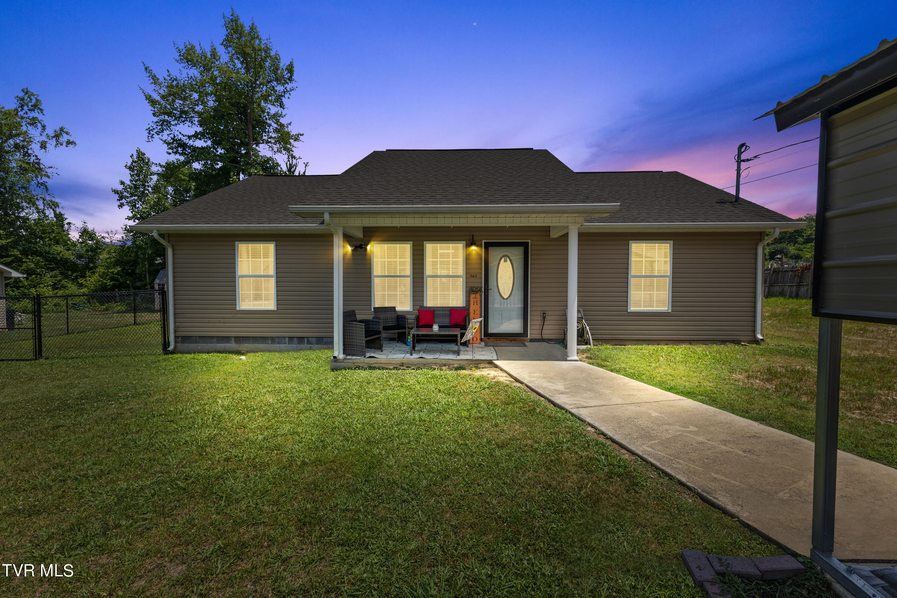 543 Shellbark Road Newport, TN 37821 - Photo 3 of 33 1