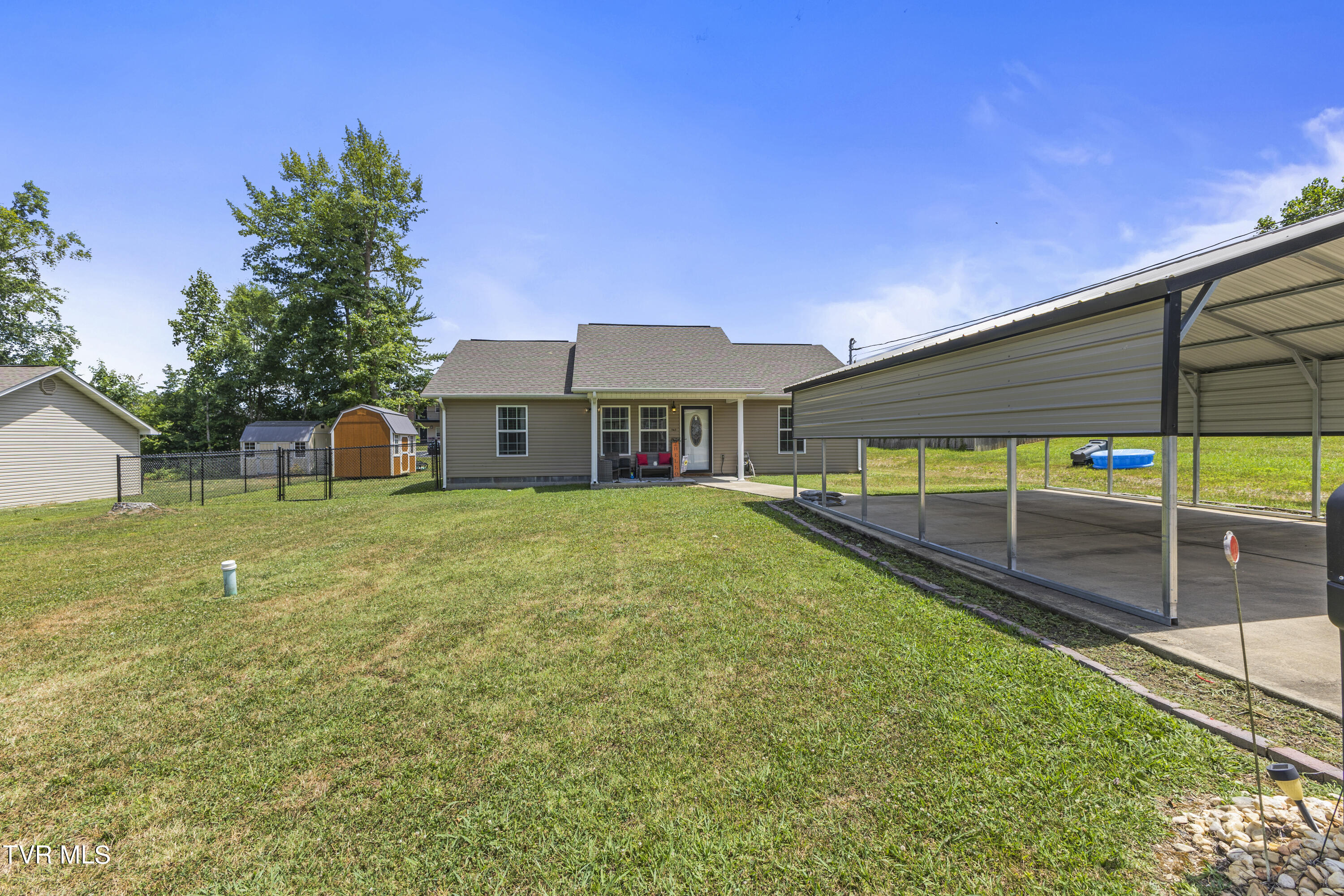 543 Shellbark Road Newport, TN 37821 - Photo 33 of 33 128A6075