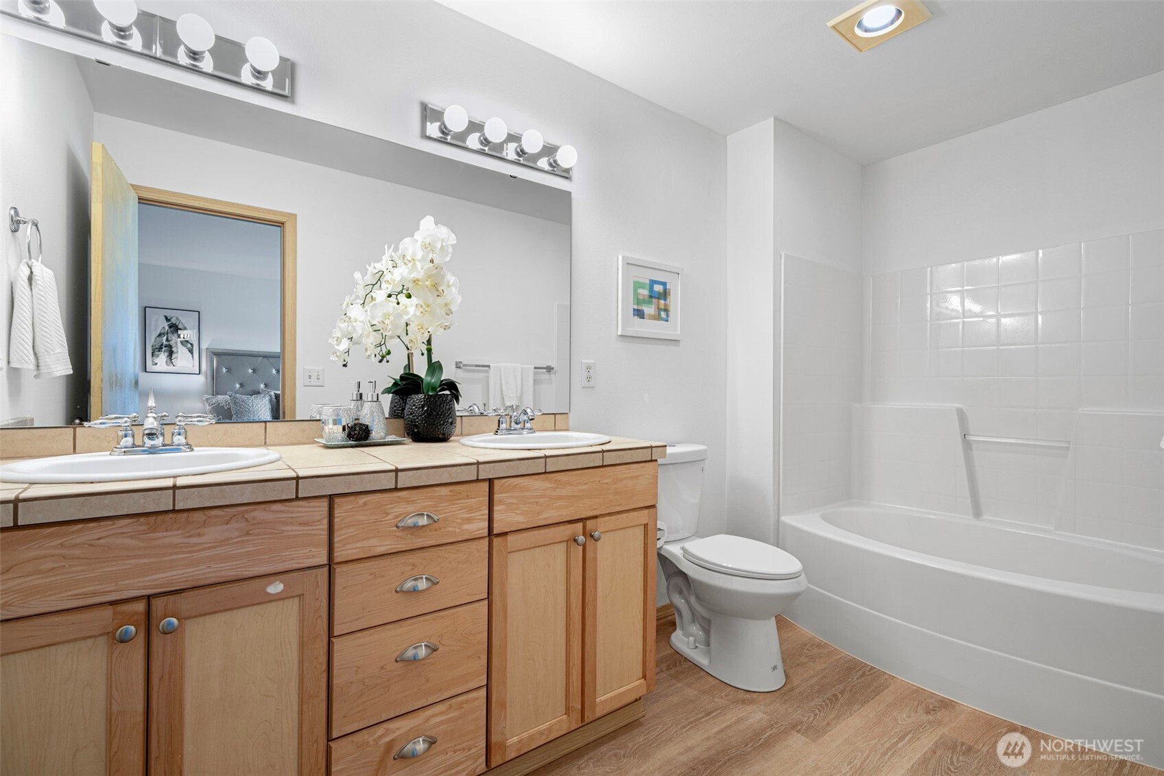 19218 26th Avenue Southeast Bothell, WA 98012 - Photo 16 of 25