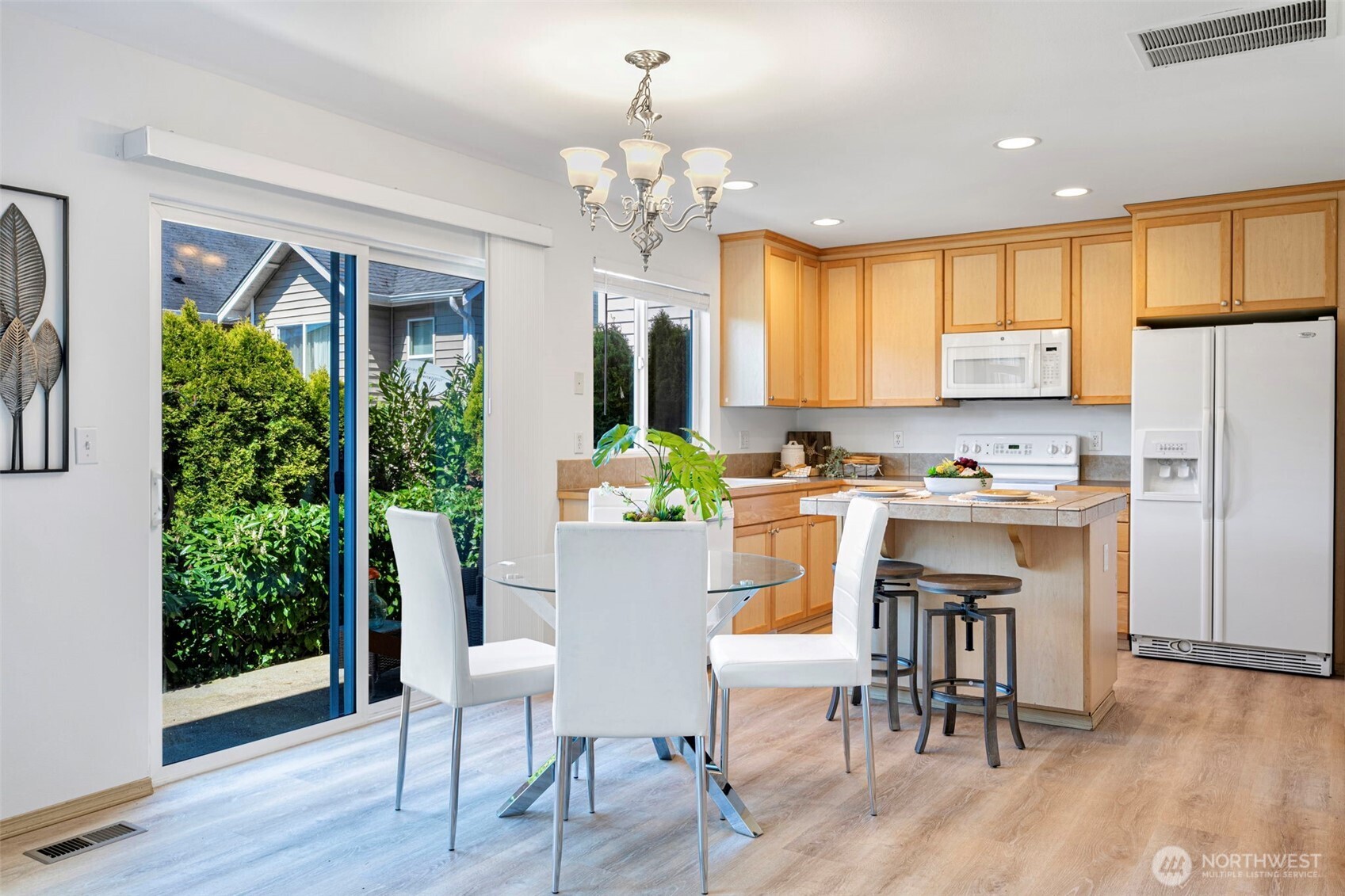 19218 26th Avenue Southeast Bothell, WA 98012 - Photo 9 of 25