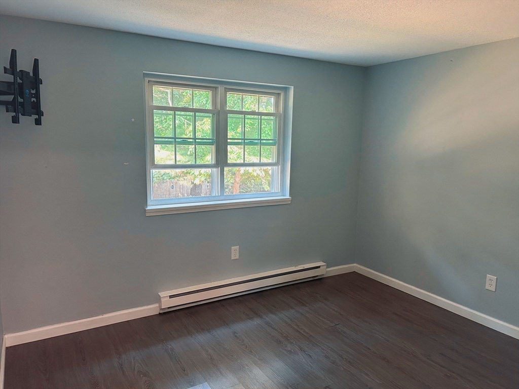 4 Maple Crest Circle, Unit D Holyoke, MA 01040 - Photo 19 of 26