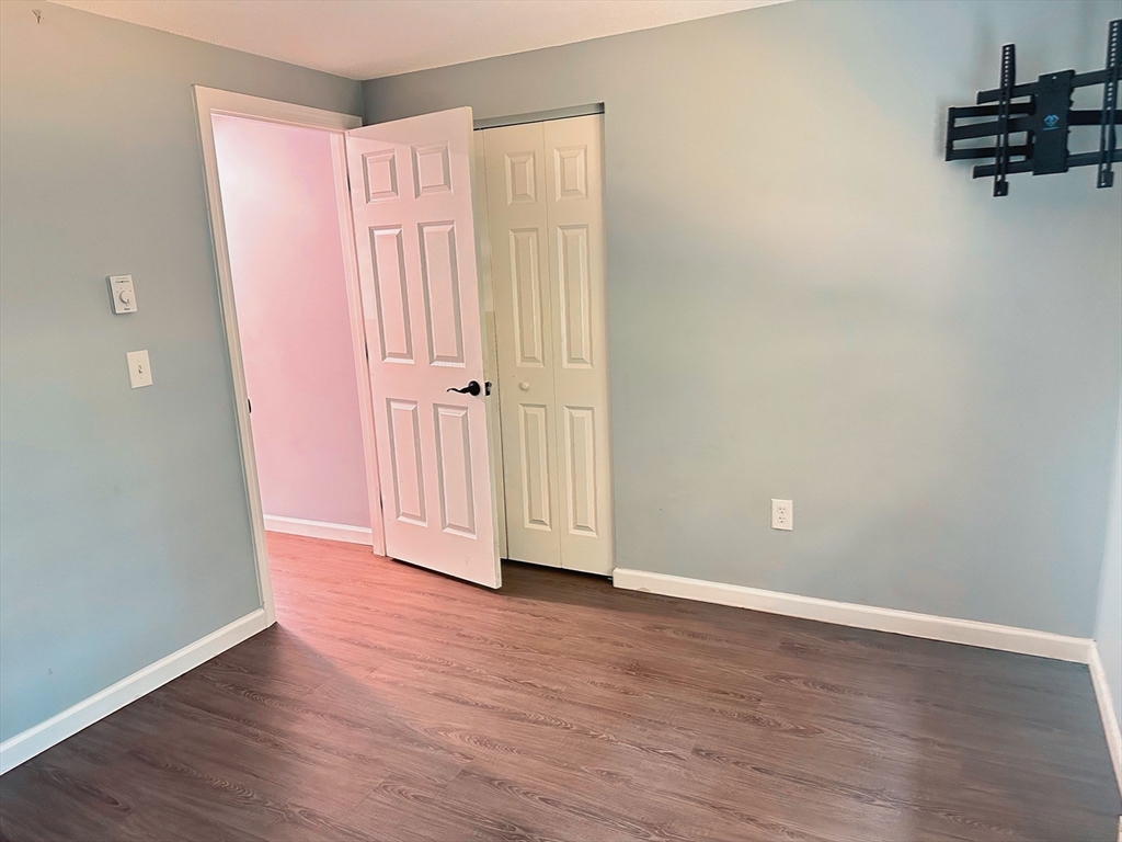 4 Maple Crest Circle, Unit D Holyoke, MA 01040 - Photo 21 of 26