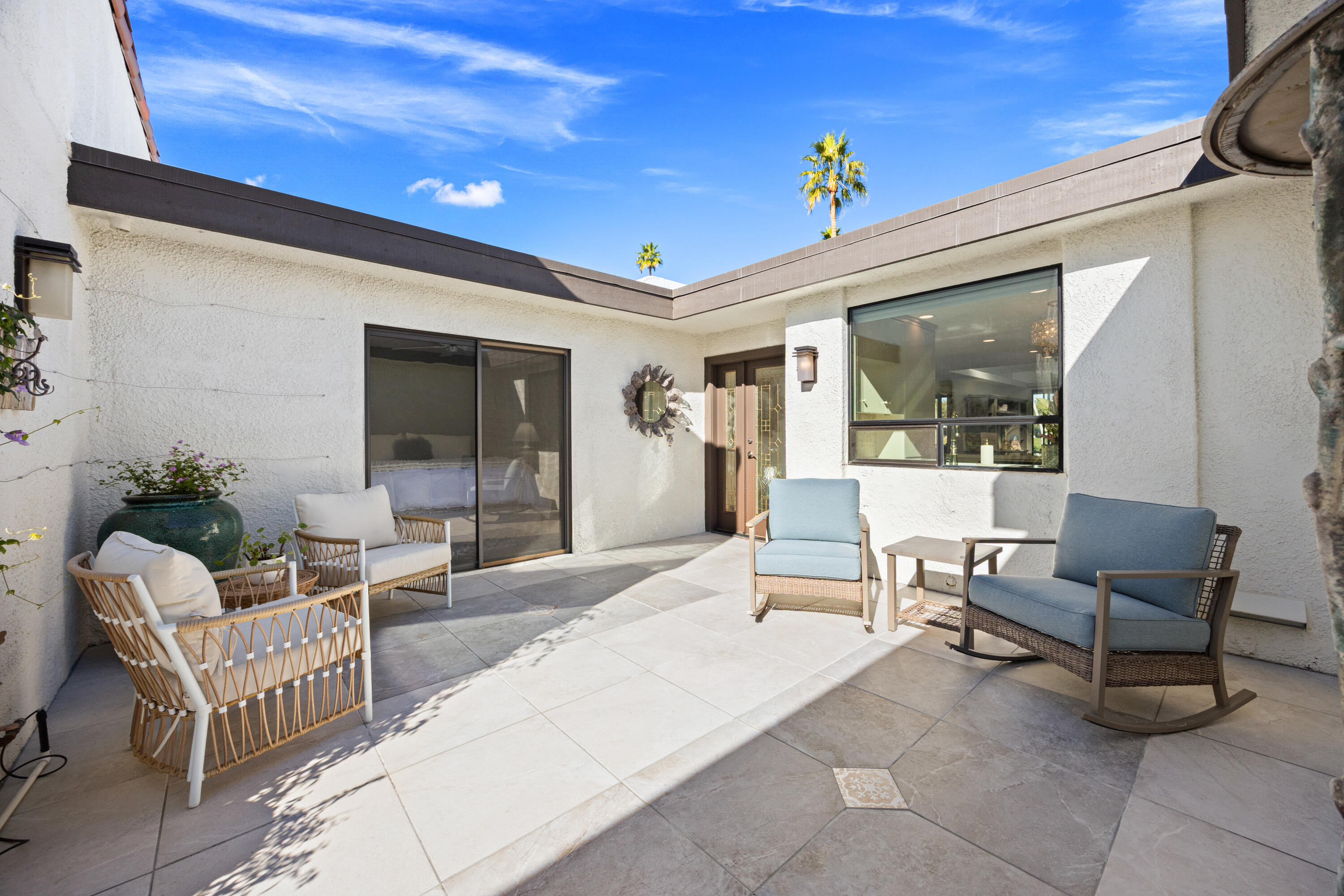 53 Marbella Drive Rancho Mirage, CA 92270 - Photo 30 of 45 a living room with furniture