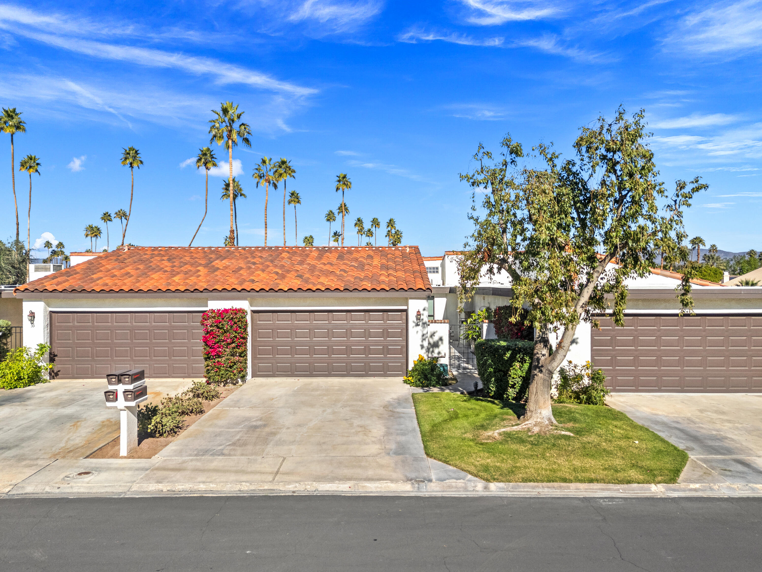 53 Marbella Drive Rancho Mirage, CA 92270 - Photo 34 of 45 a view of a volley ball court