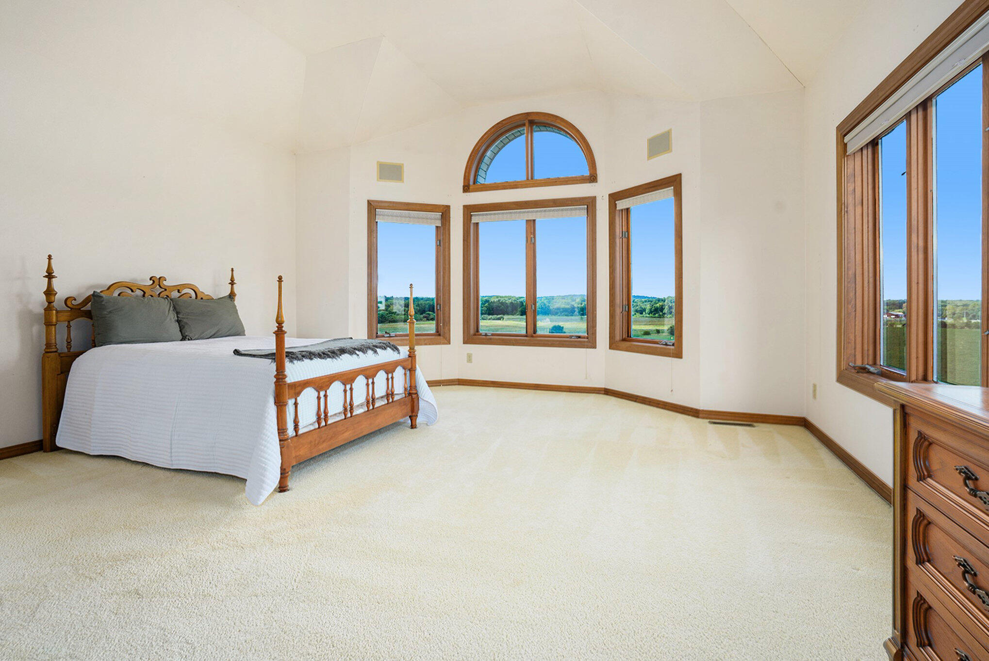 1380 Camp Road Buchanan, MI 49107 - Photo 18 of 38 Primary Bedroom