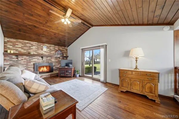 $375,000 | 16 Rolling Hills Drive, Orchard Park, NY 14127