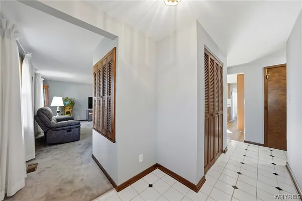 $375,000 | 16 Rolling Hills Drive, Orchard Park, NY 14127