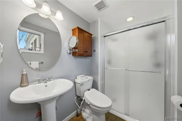 $375,000 | 16 Rolling Hills Drive, Orchard Park, NY 14127