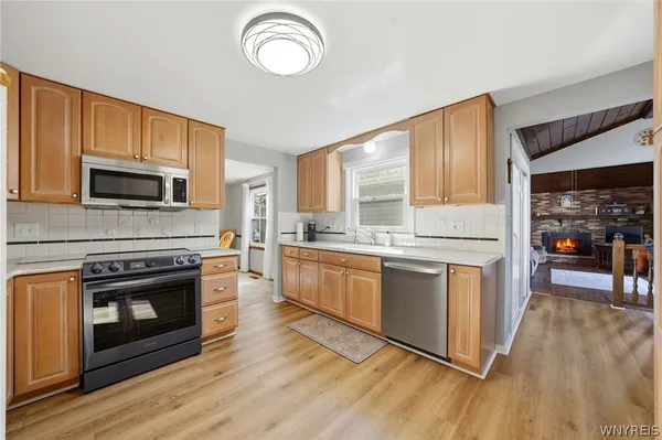 $375,000 | 16 Rolling Hills Drive, Orchard Park, NY 14127