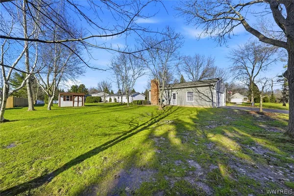 $375,000 | 16 Rolling Hills Drive, Orchard Park, NY 14127