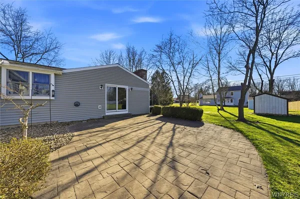 $375,000 | 16 Rolling Hills Drive, Orchard Park, NY 14127