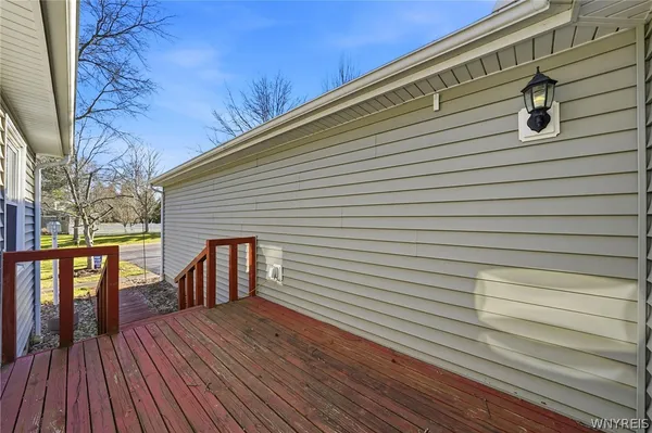 $375,000 | 16 Rolling Hills Drive, Orchard Park, NY 14127