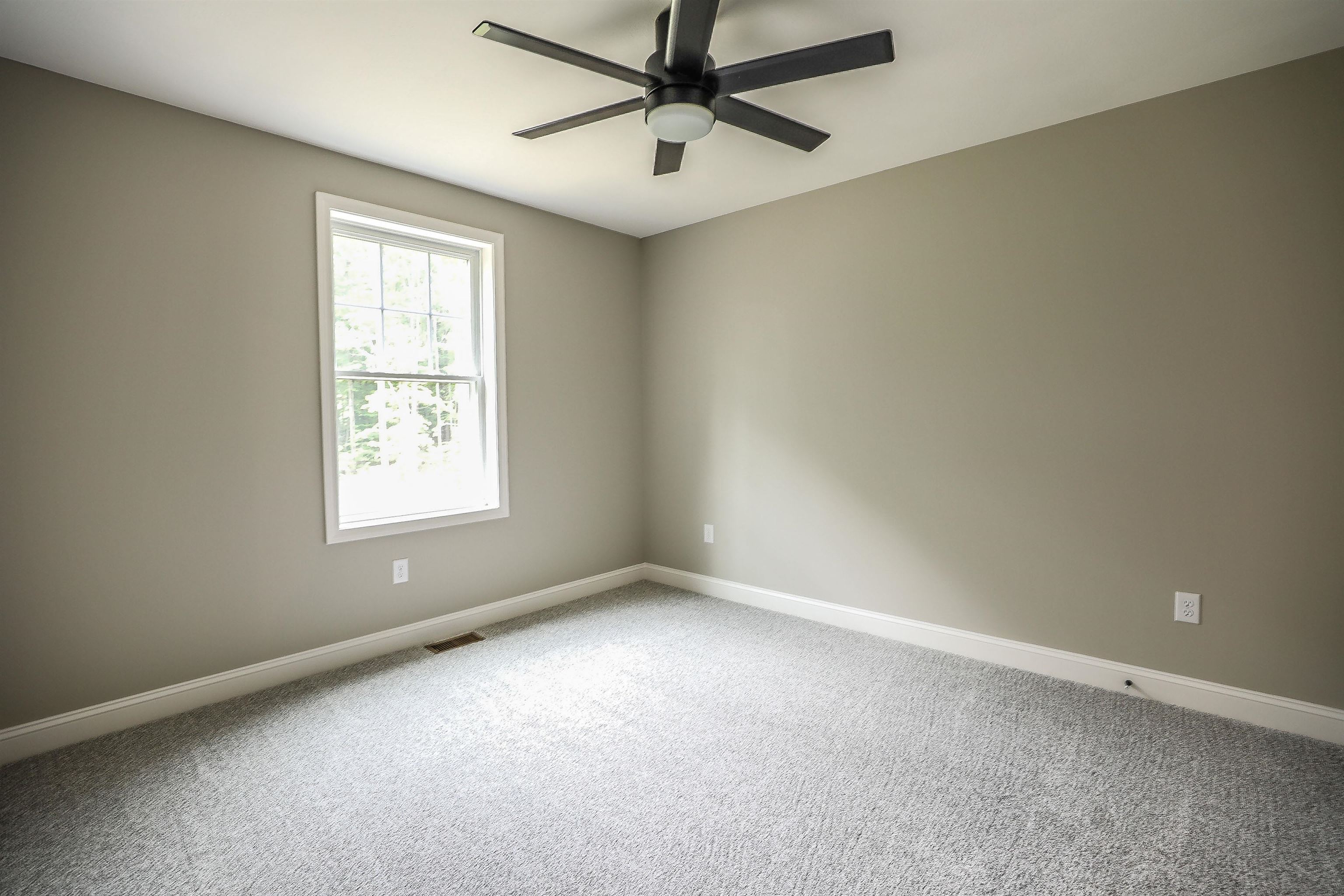 49 Kelmar Drive Rochester, NH 03867 - Photo 17 of 24 Gallery Image 17