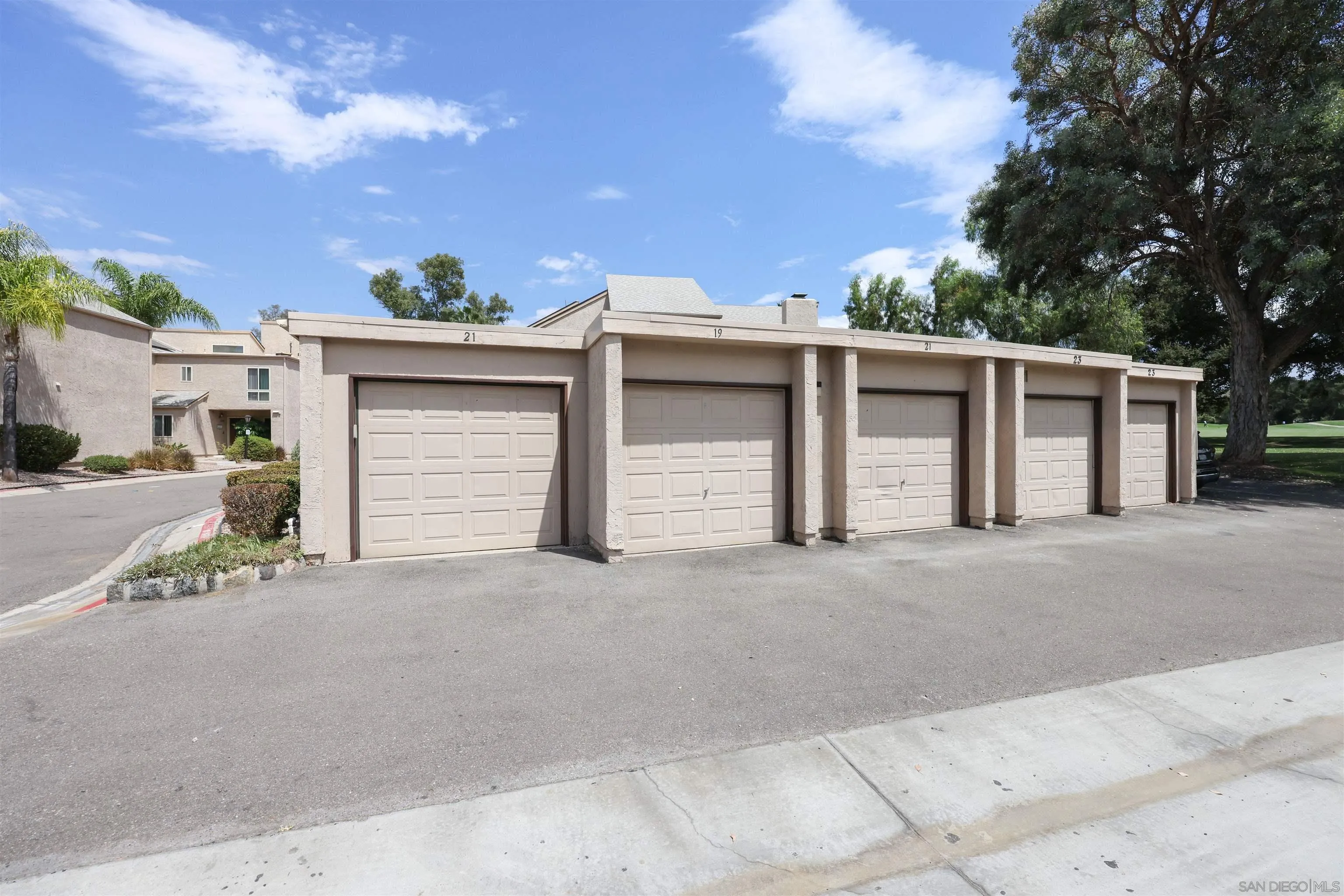 23621 Country Villa Road Ramona, CA 92065 - Photo 22 of 25 Gallery Image 22