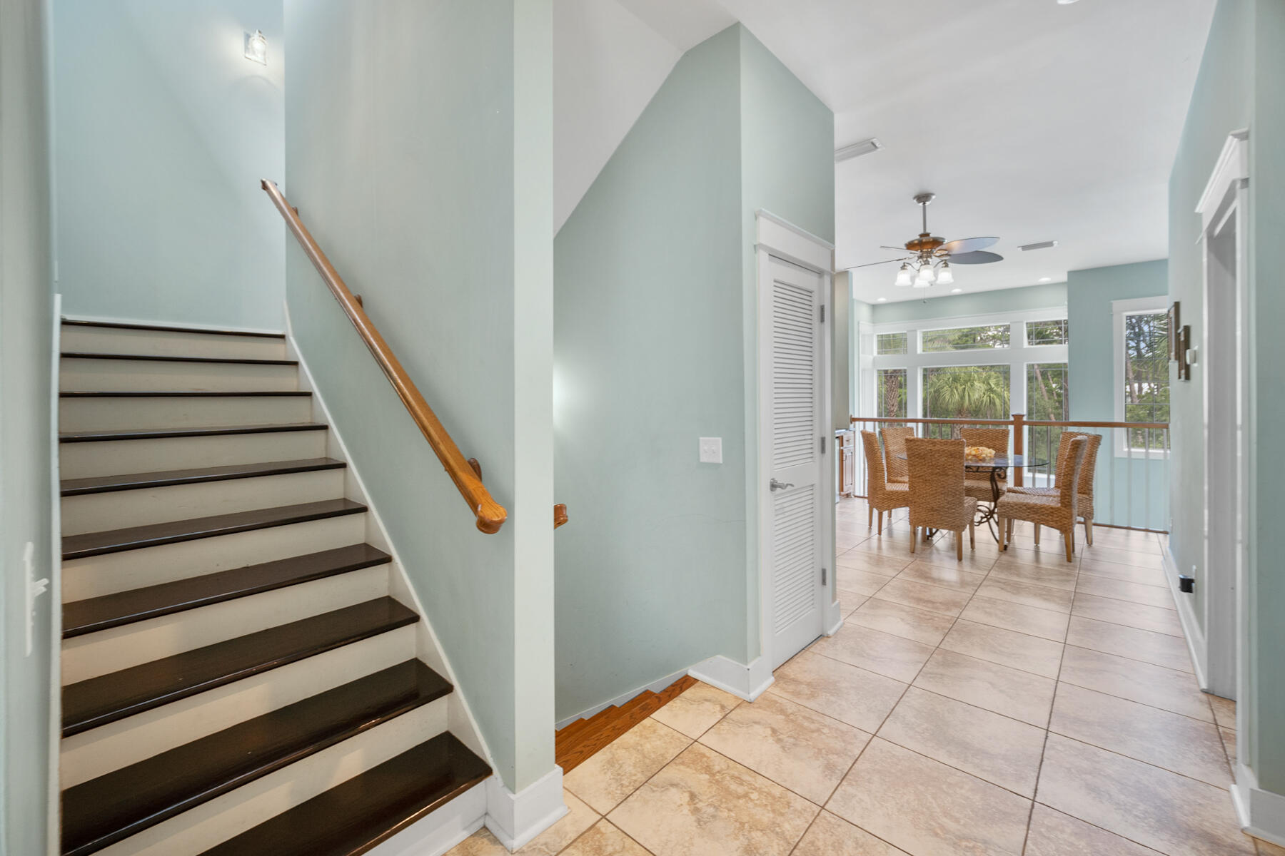 56 Dune Ridge Road Santa Rosa Beach, FL 32459 - Photo 35 of 65 a view of a livingroom with furniture and entryway