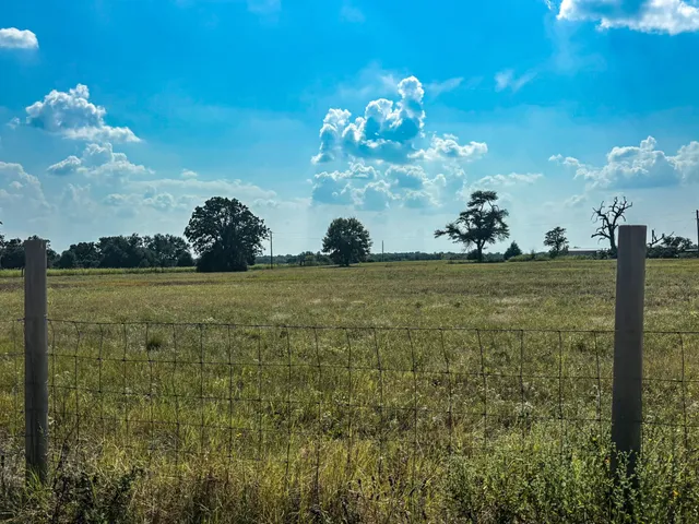 $270,000 | 298 County Road 410, Buffalo, TX 75831