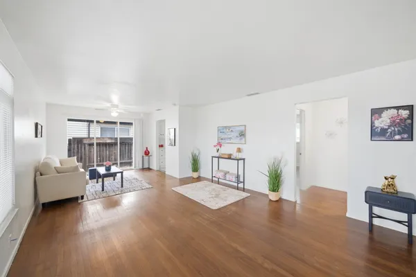$399,900 | 6206 Coyle Avenue, Carmichael, CA 95608