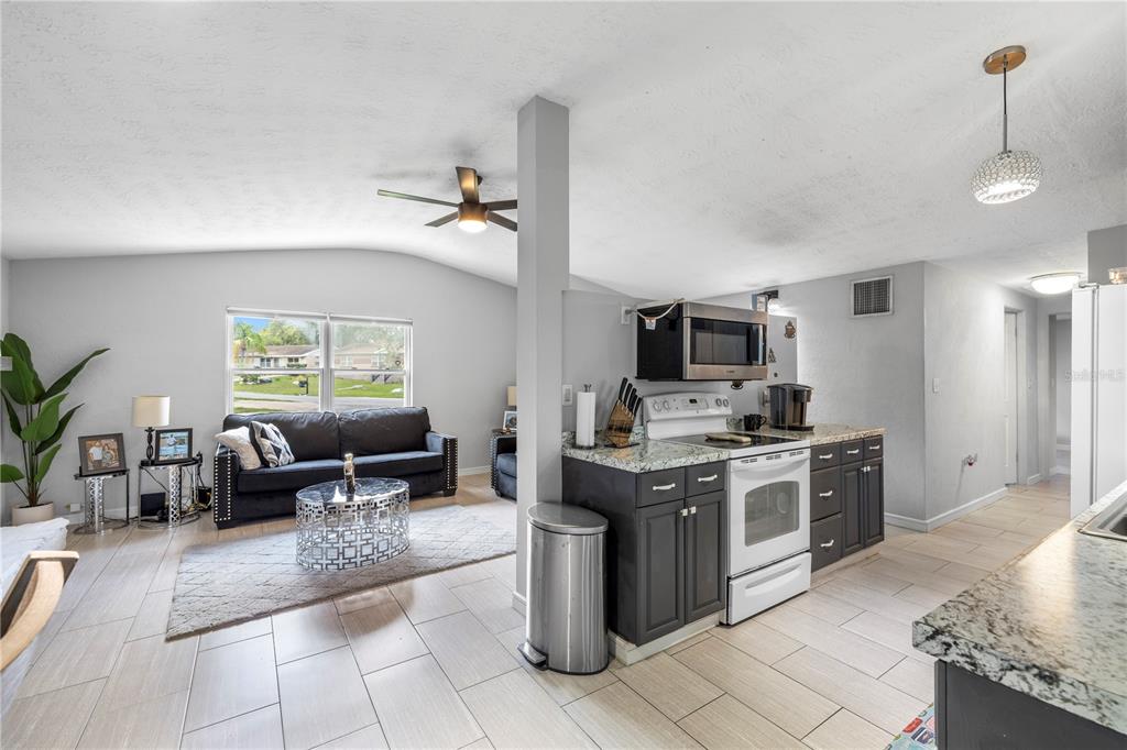 6545 Jackson Street New Port Richey, FL 34653 - Photo 13 of 51