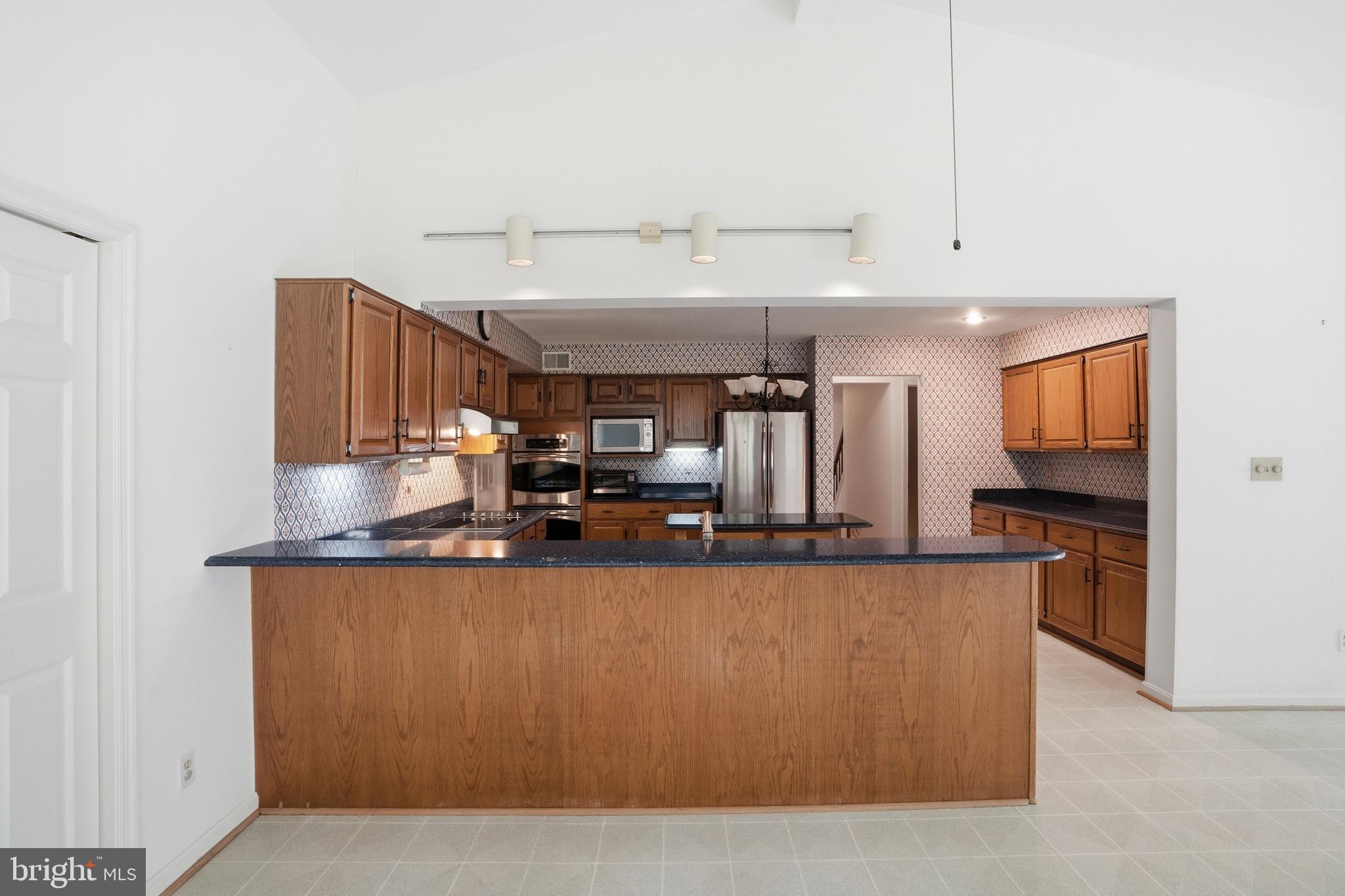 3901 Colonel Ellis Avenue Alexandria, VA 22304 - Photo 11 of 53