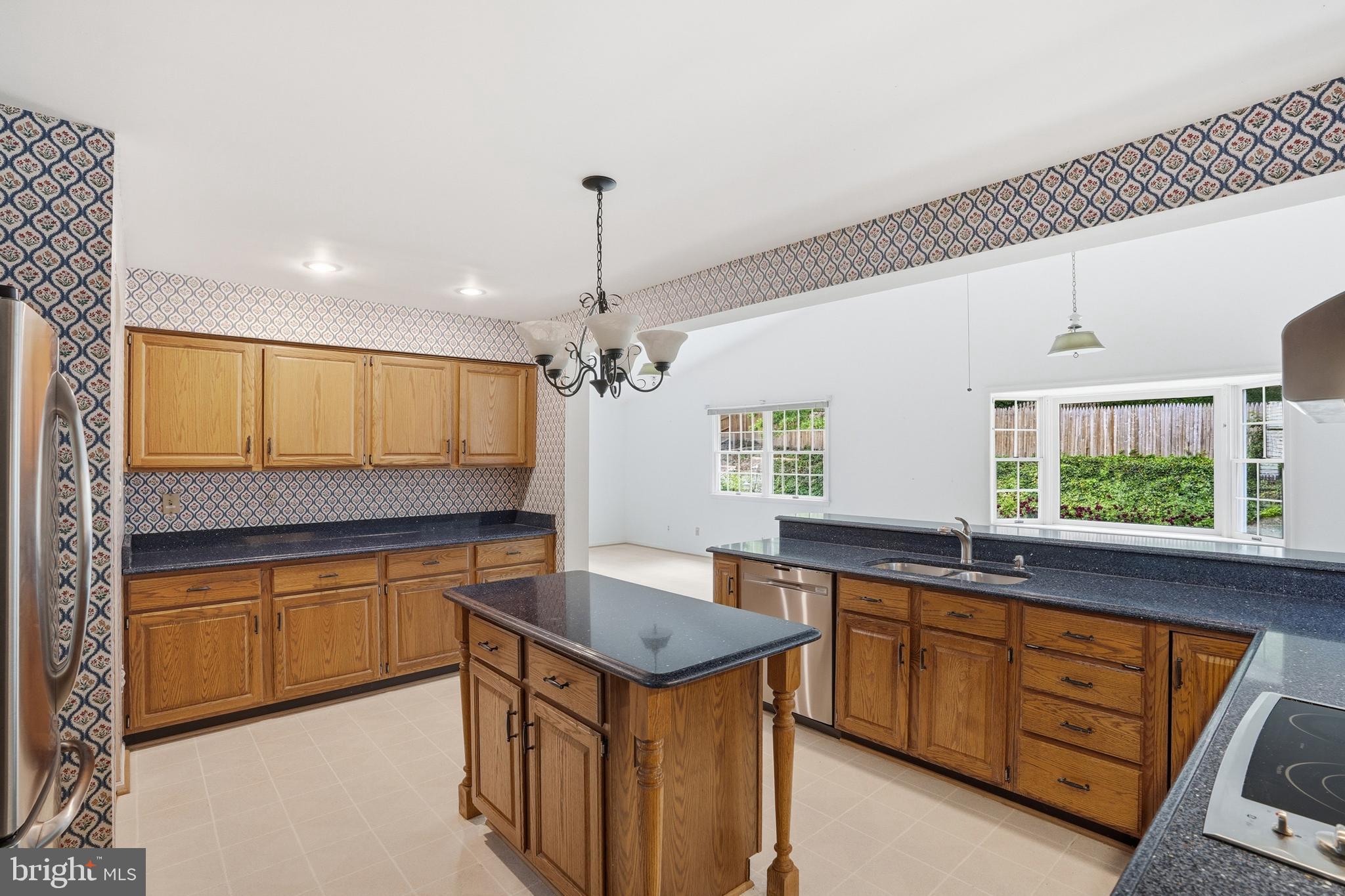 3901 Colonel Ellis Avenue Alexandria, VA 22304 - Photo 14 of 53