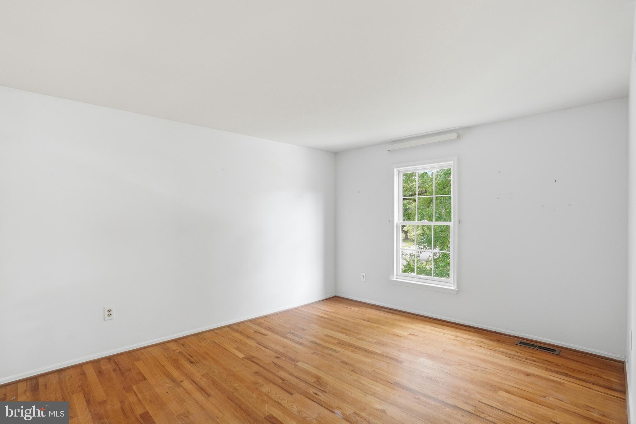 3901 Colonel Ellis Avenue Alexandria, VA 22304 - Photo 34 of 53 Bedroom #3