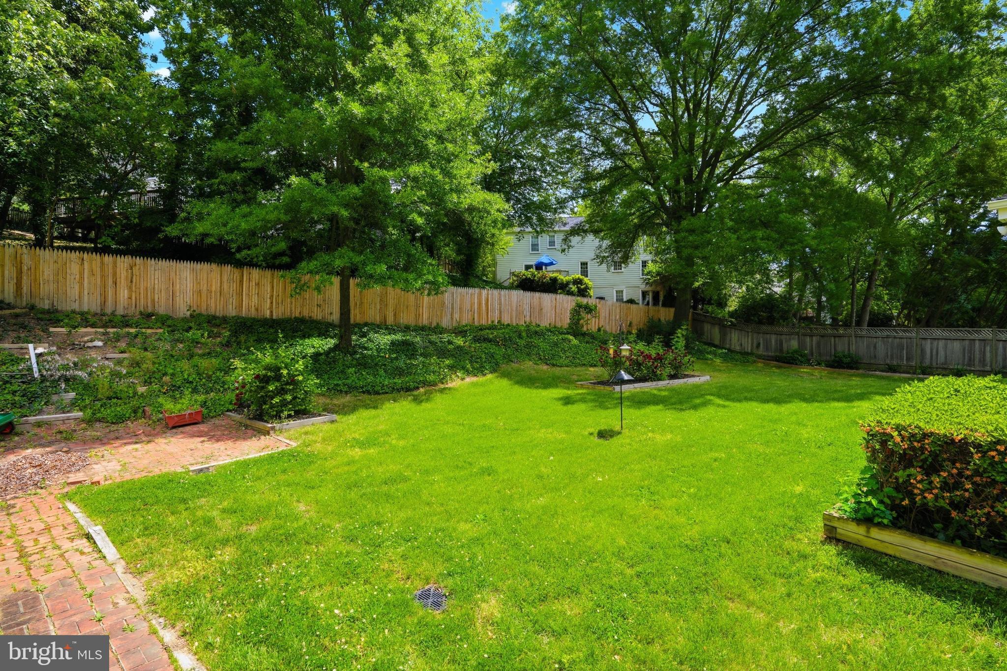 3901 Colonel Ellis Avenue Alexandria, VA 22304 - Photo 41 of 53 Amazing flat backyard!