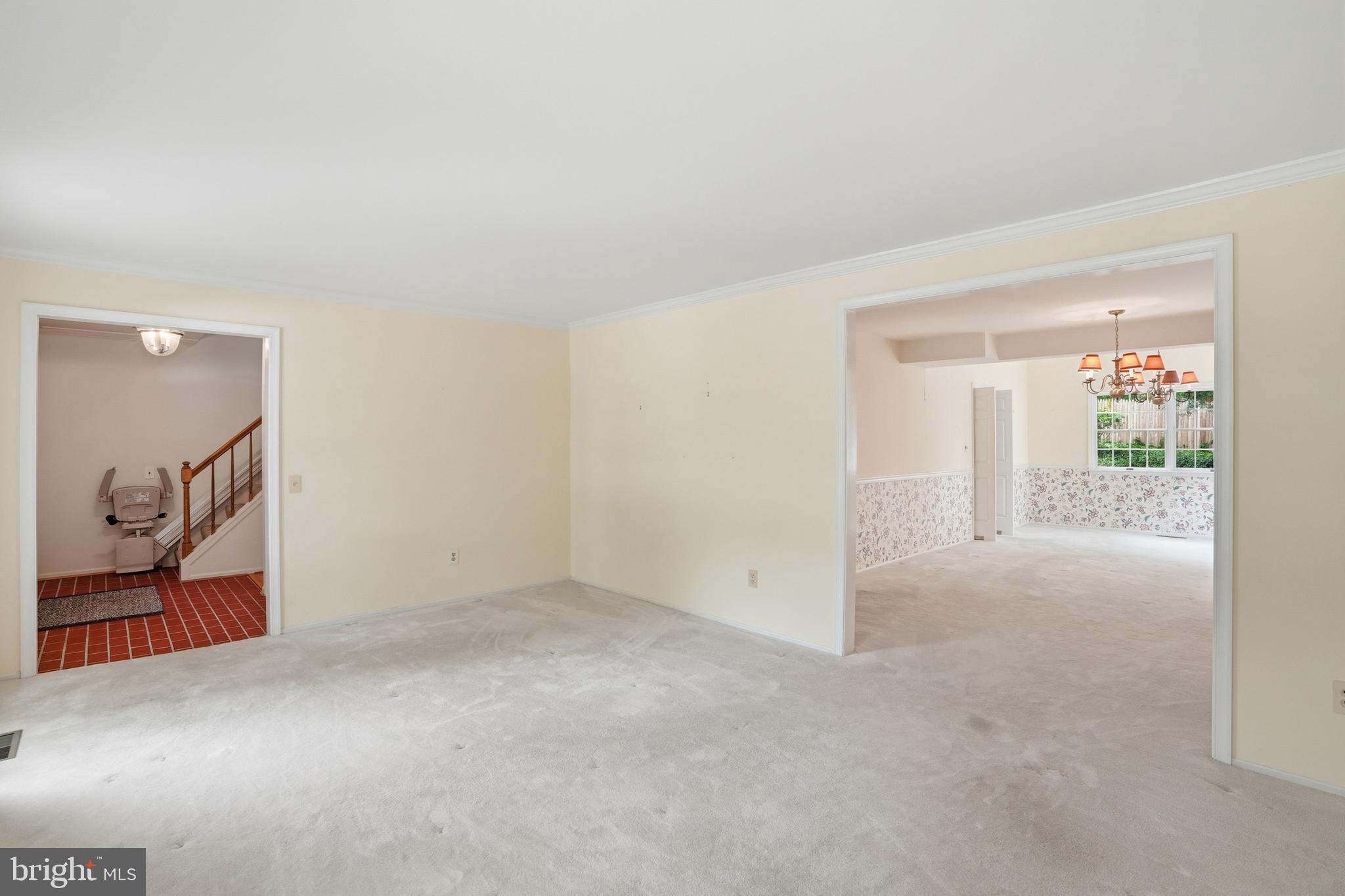 3901 Colonel Ellis Avenue Alexandria, VA 22304 - Photo 6 of 53