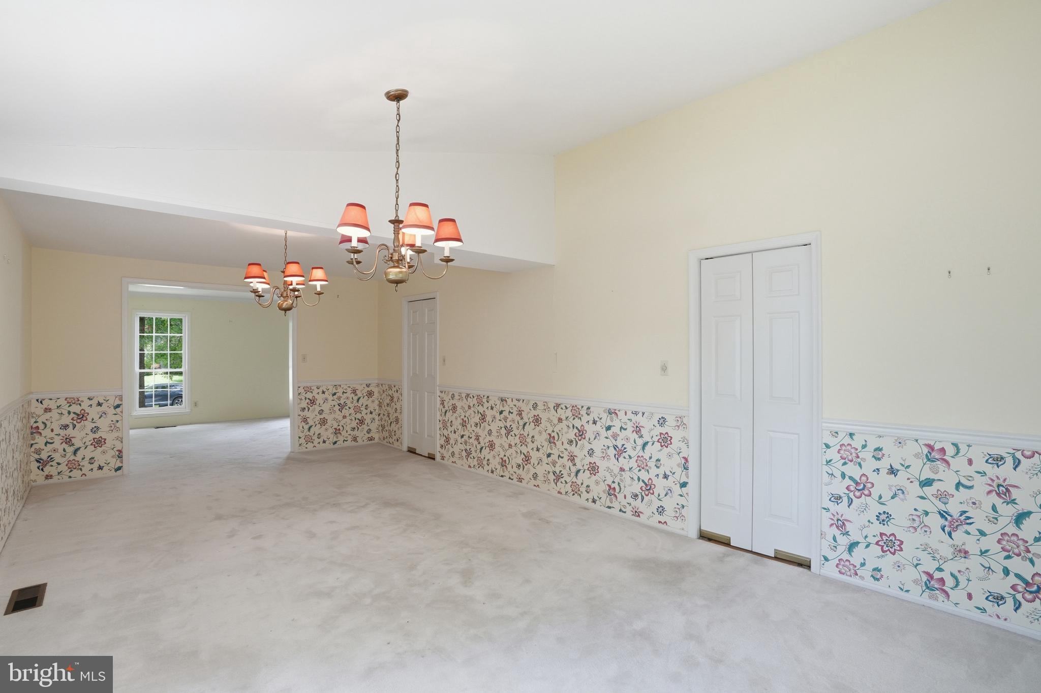 3901 Colonel Ellis Avenue Alexandria, VA 22304 - Photo 8 of 53