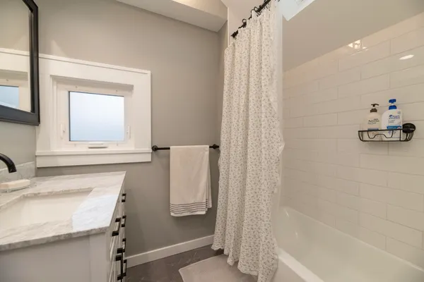 $250,000 | 1216 Southern Avenue, Kalamazoo, MI 49001