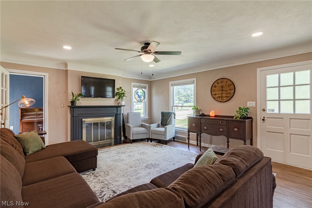 6674 Broadview Road Cleveland, OH 44134 - Photo 4 of 35