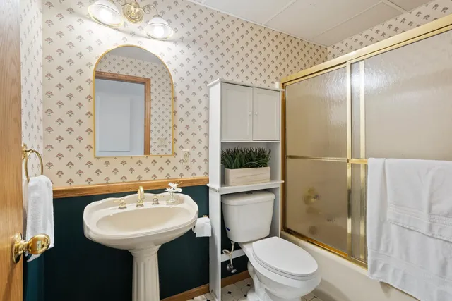 $535,000 | 18525 County Road 24, Plymouth, MN 55447