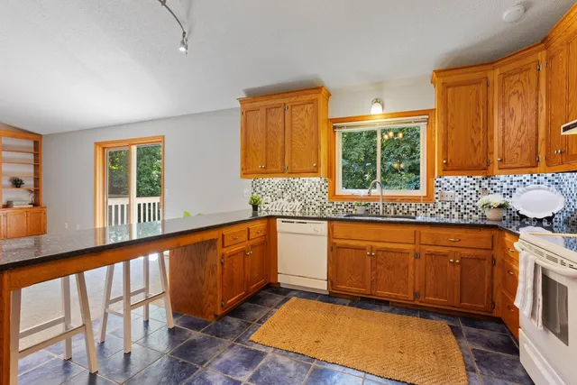 $535,000 | 18525 County Road 24, Plymouth, MN 55447