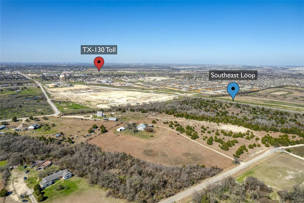 333 Spring Valley Street Hutto, TX 78634 - Photo 2 of 19 a view of water heater