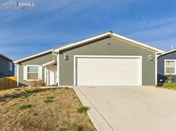$320,000 | 1424 Rivers Run Avenue, Pueblo, CO 81001