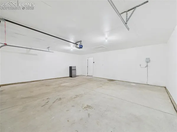 $290,000 | 1424 Rivers Run Avenue, Pueblo, CO 81001