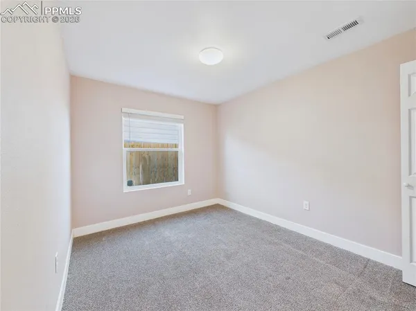$290,000 | 1424 Rivers Run Avenue, Pueblo, CO 81001