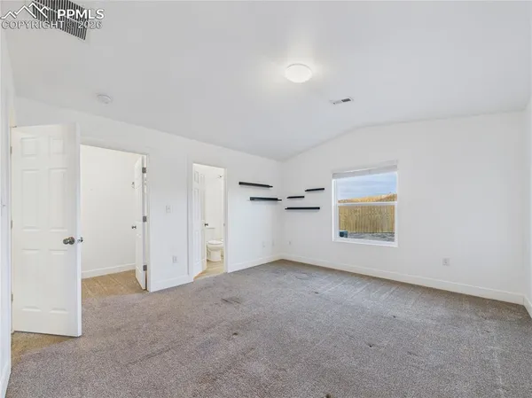 $290,000 | 1424 Rivers Run Avenue, Pueblo, CO 81001