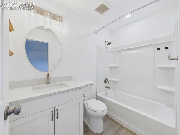 $290,000 | 1424 Rivers Run Avenue, Pueblo, CO 81001